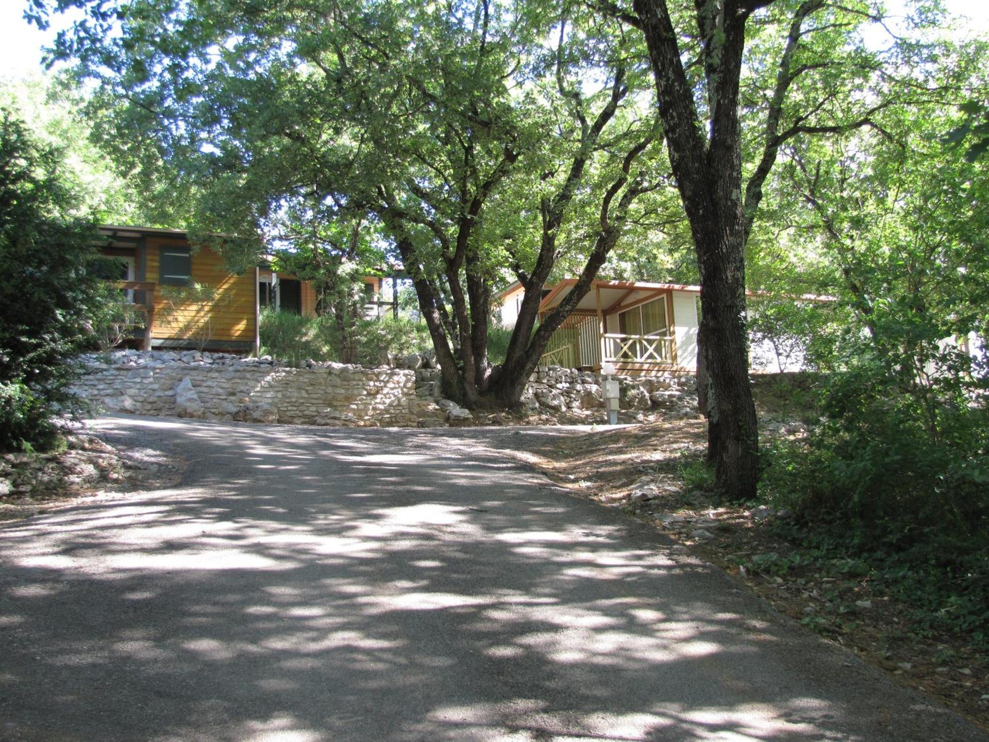 Camping Chalets Les Chênes Verts Vogue Exterior foto