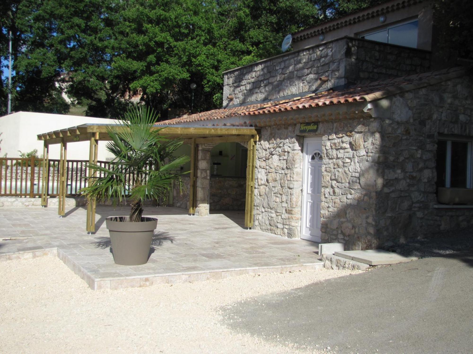 Camping Chalets Les Chênes Verts Vogue Exterior foto